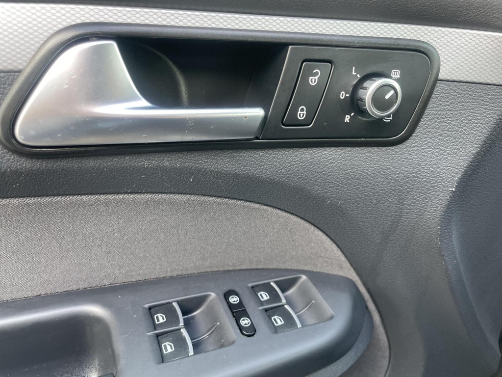 Volkswagen Touran 1.4 TSI Highline – foto 11