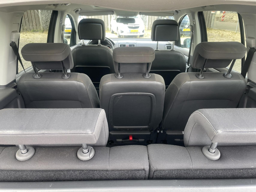 Volkswagen Touran 1.4 TSI Highline – foto 17