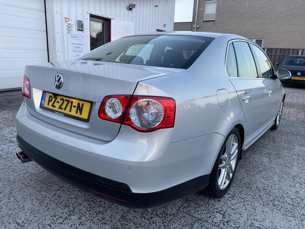 Volkswagen Jetta 1.4 TSI Highline – foto 5