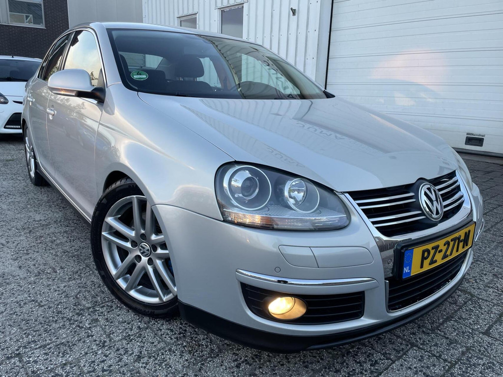 Volkswagen Jetta 1.4 TSI Highline – foto 2