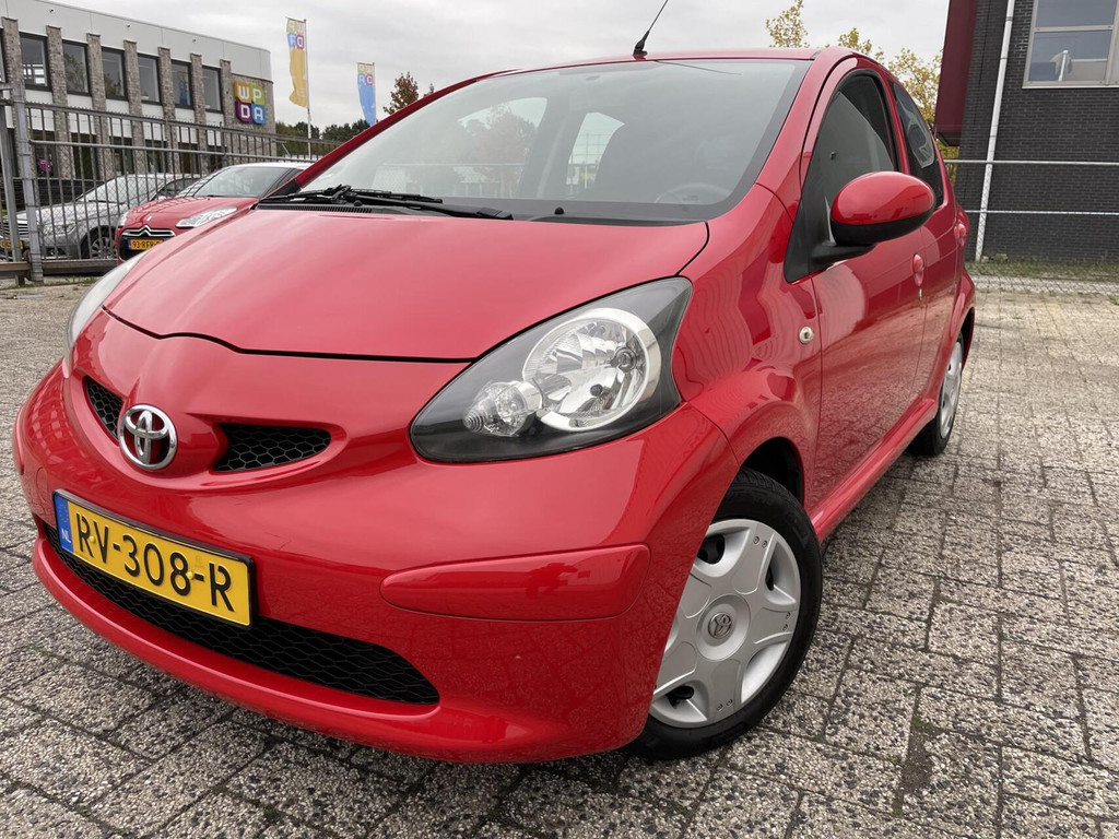 Toyota Aygo 1.0-12V + – foto 4